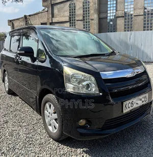 Toyota Noah 2008 Black