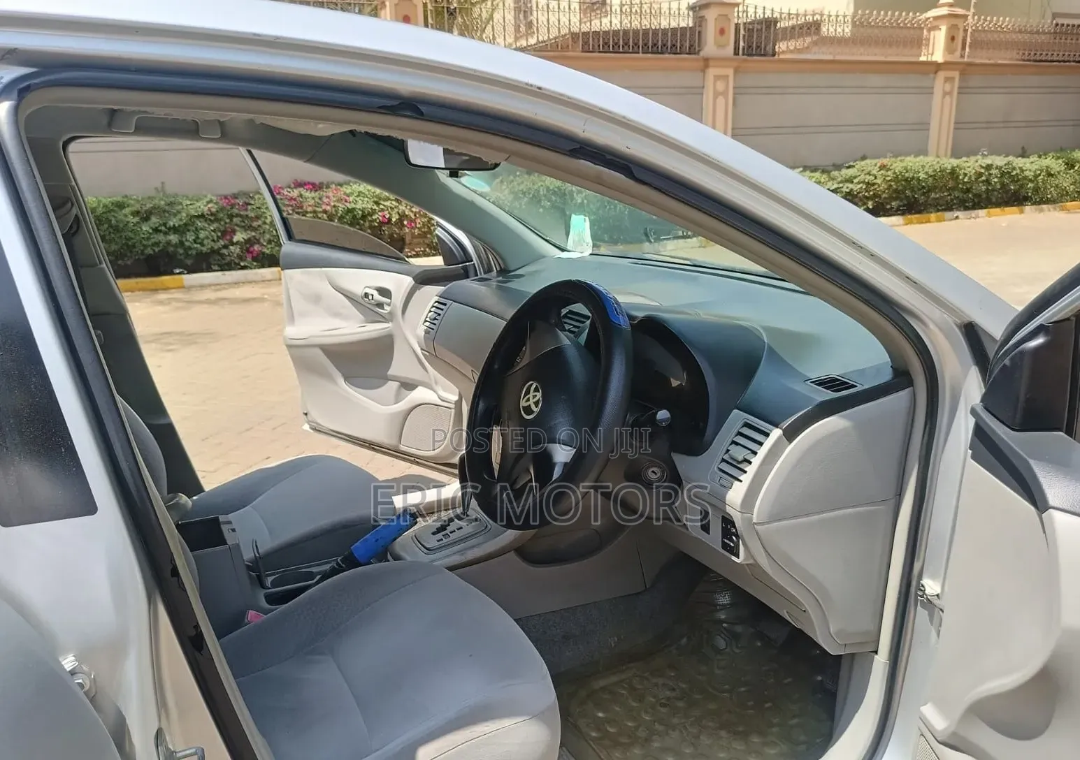 Toyota Axio 2010 Silver