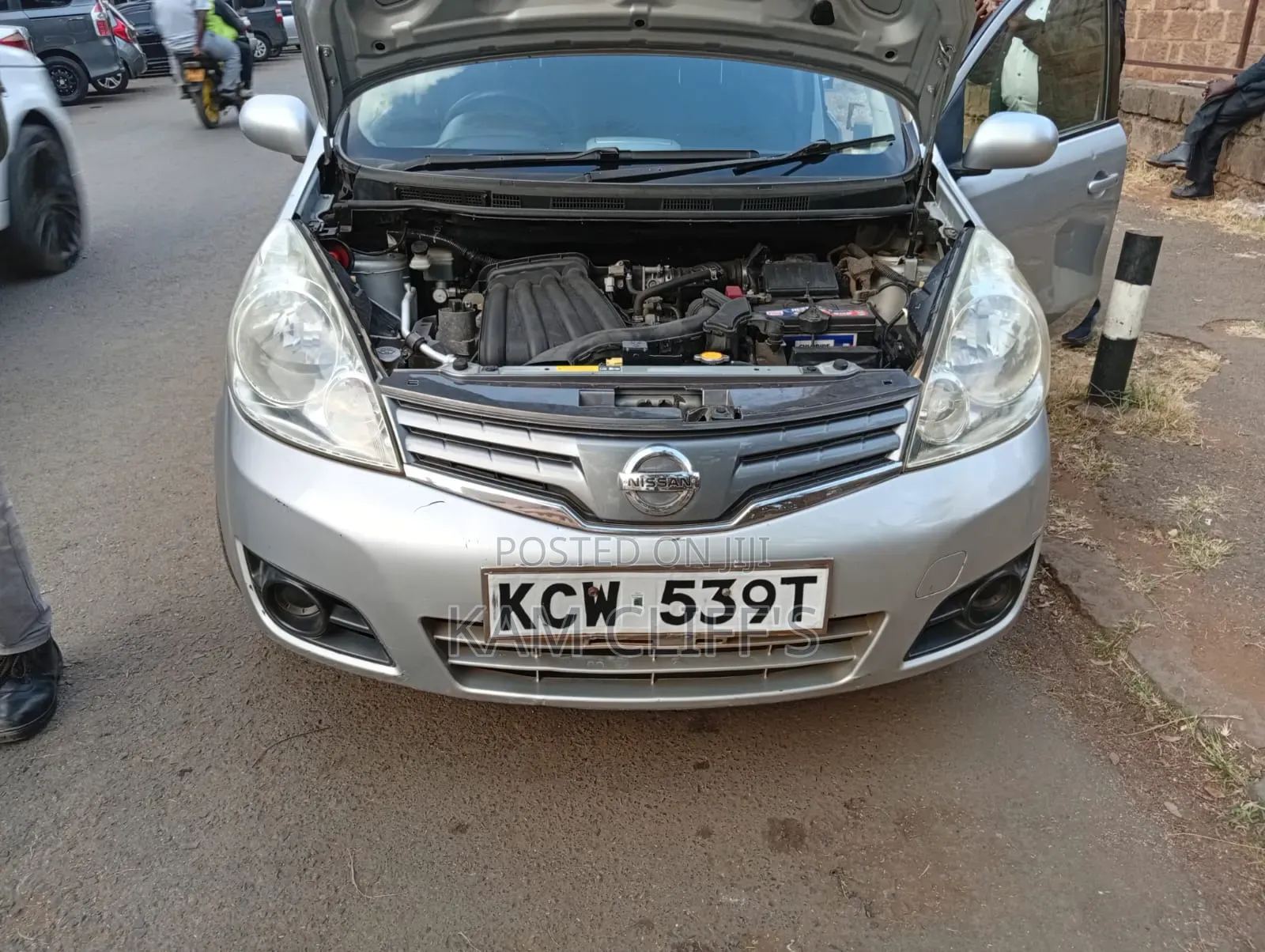 Nissan Note 2012 Silver