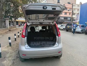 Nissan Note 2012 Silver