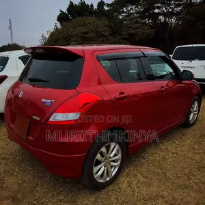Suzuki Swift 2016 Red