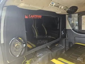 Toyota HiAce 2014 Black