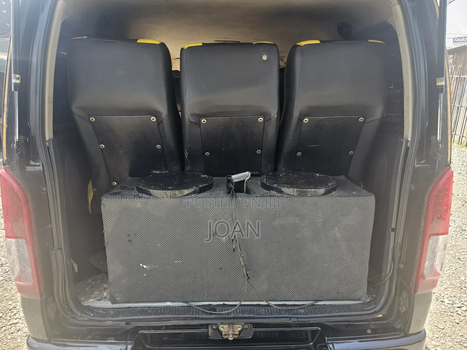 Toyota HiAce 2014 Black