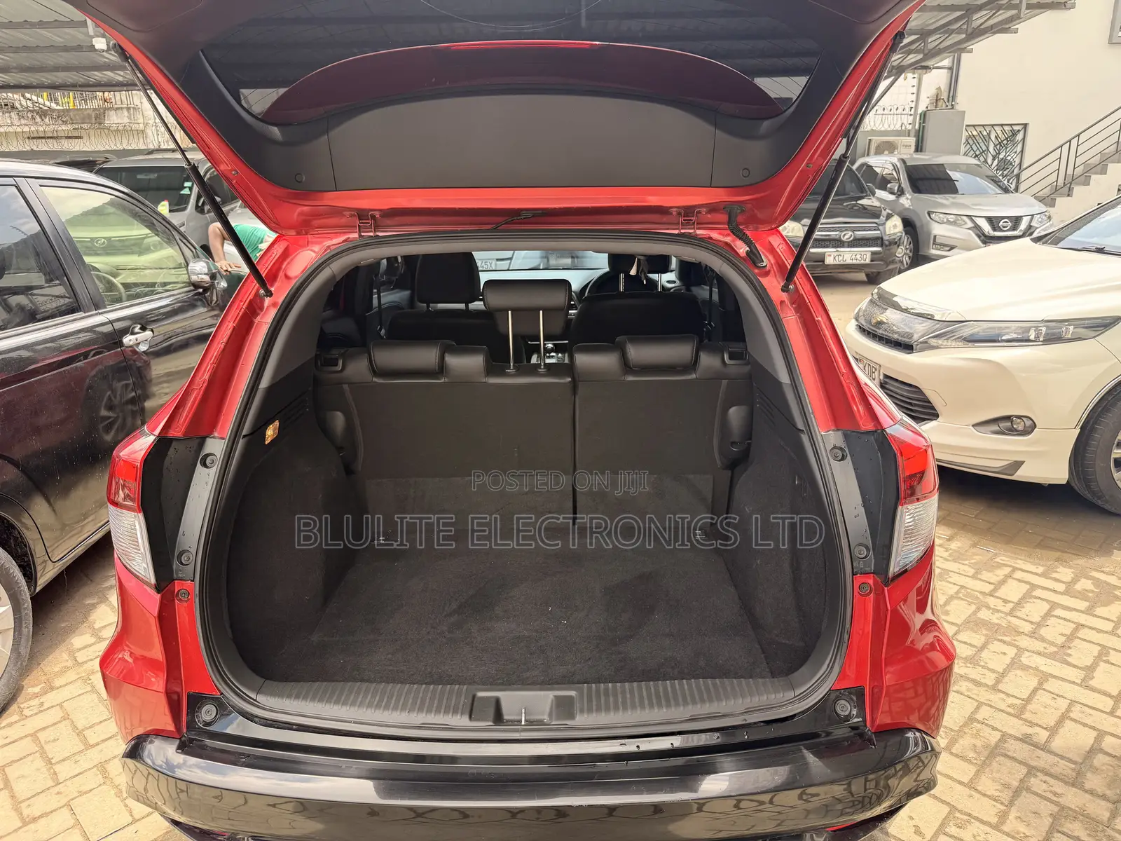 Honda Vezel 2018 Red