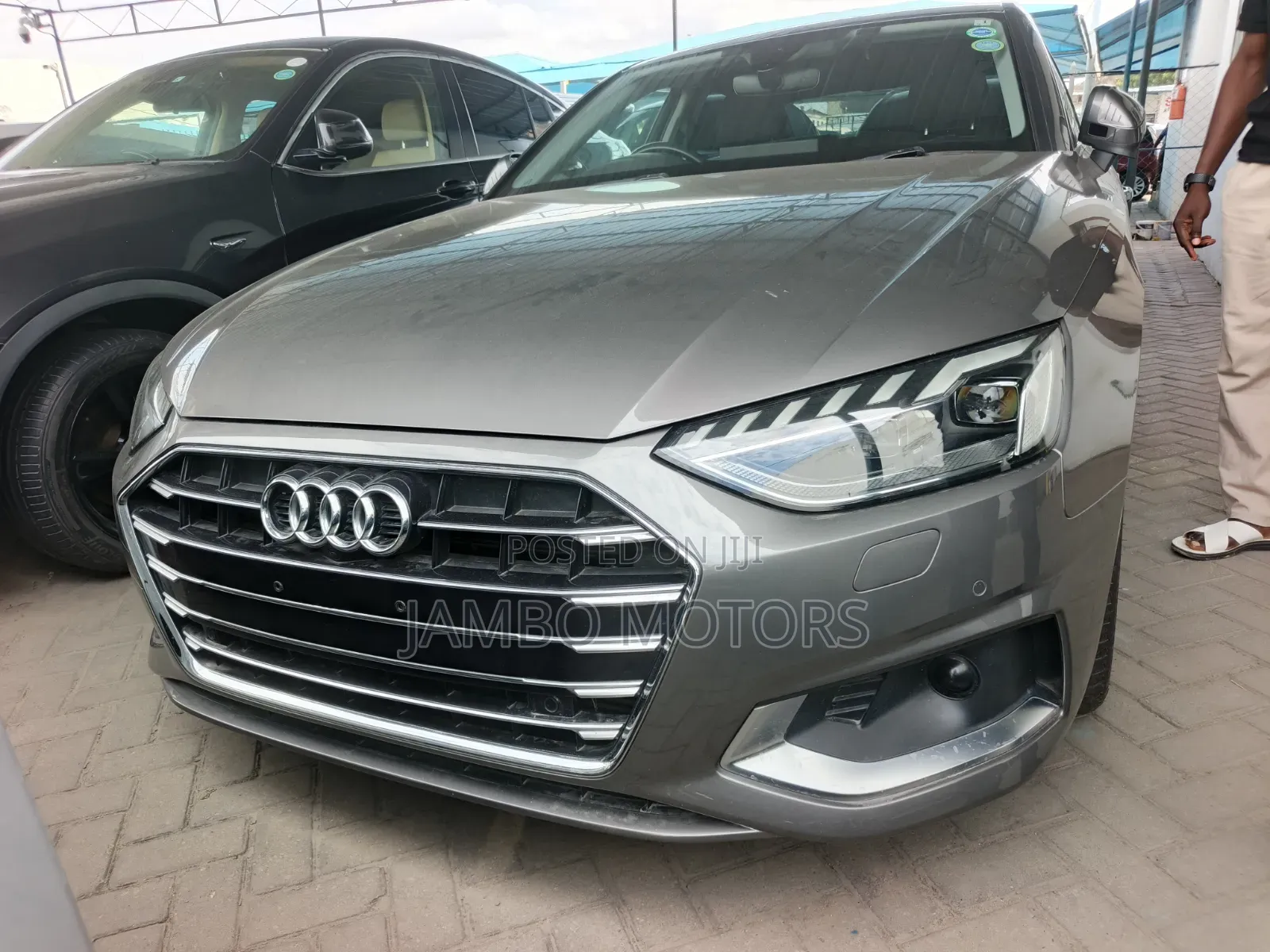 Audi A4 Premium Plus 2022 Gray