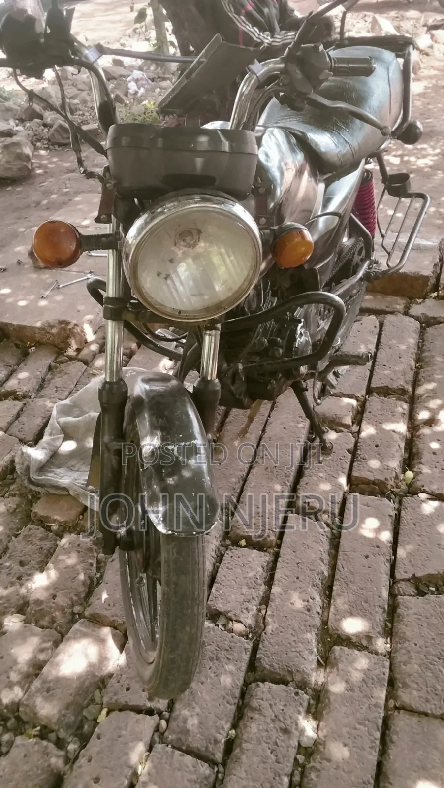 TVS HLX 125 2021 Black