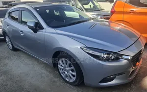 Mazda Axela 2019 Silver