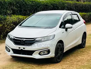 Honda Fit EX-L 2019 Off white
