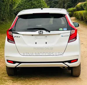 Honda Fit EX-L 2019 Off white