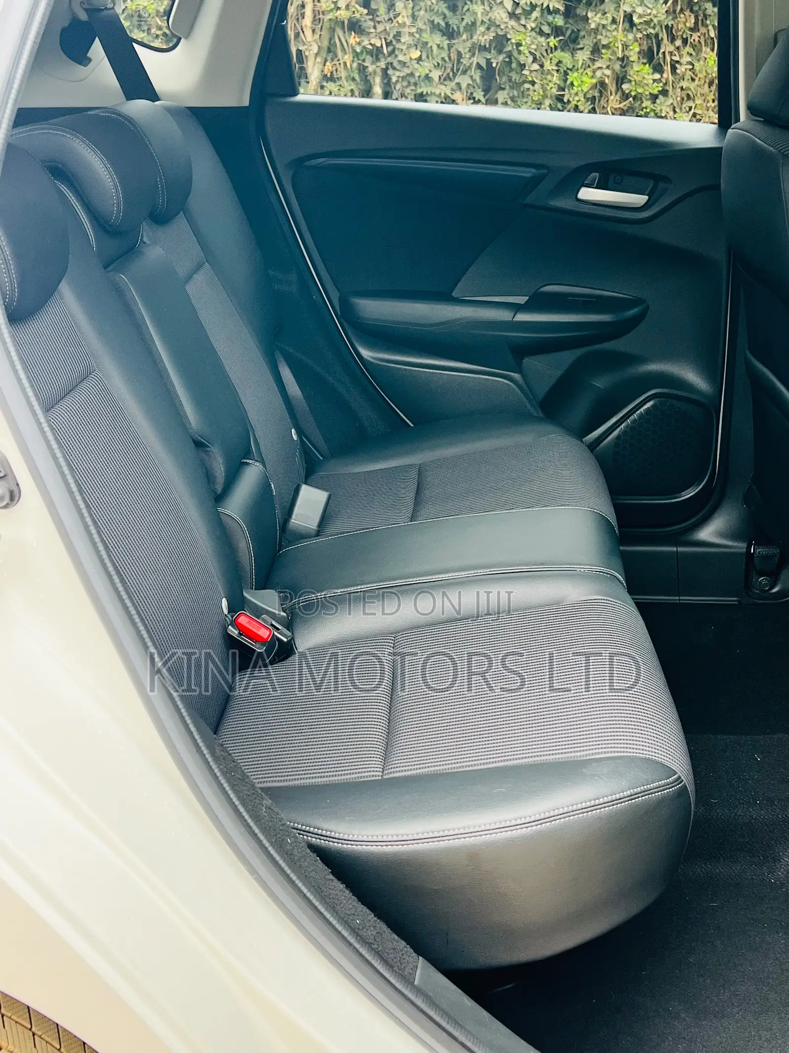 Honda Fit EX-L 2019 Off white