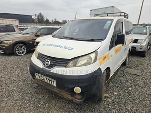 Nissan NV200 2012 White