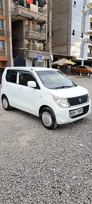 Suzuki Wagon R 2015 White