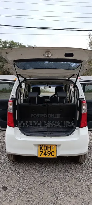 Suzuki Wagon R 2015 White