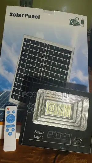100 Watts Solar Floodlight