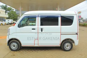 Suzuki Every Wagon 2019 White