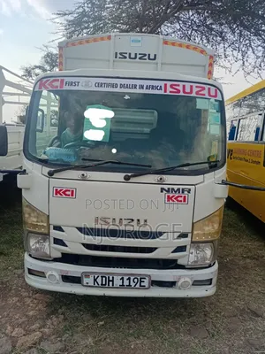 Isuzu NMR 3000cc
