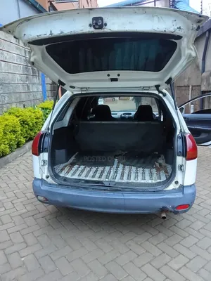 Nissan Advan 2006 White