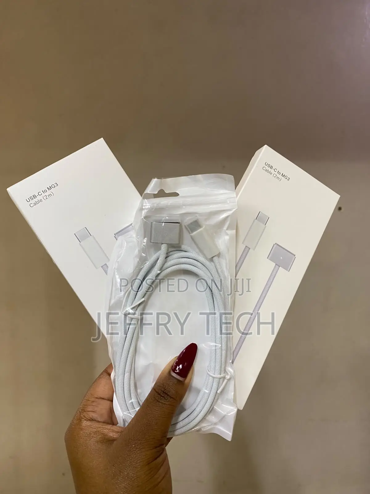 Original Apple USB-C to MagSafe 3 Cable (2 M) - Silver Brand