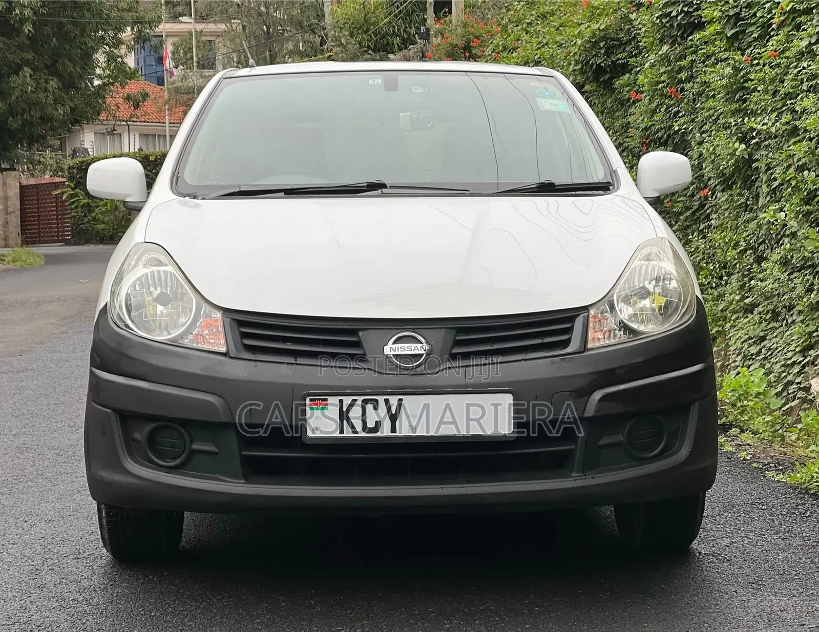 Nissan Advan 2012 White