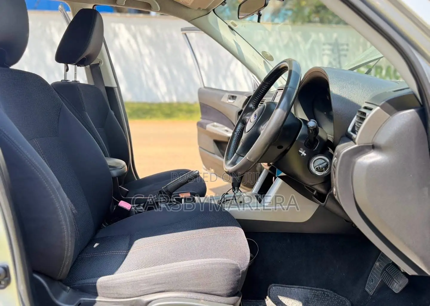 Subaru Forester 2011 Silver