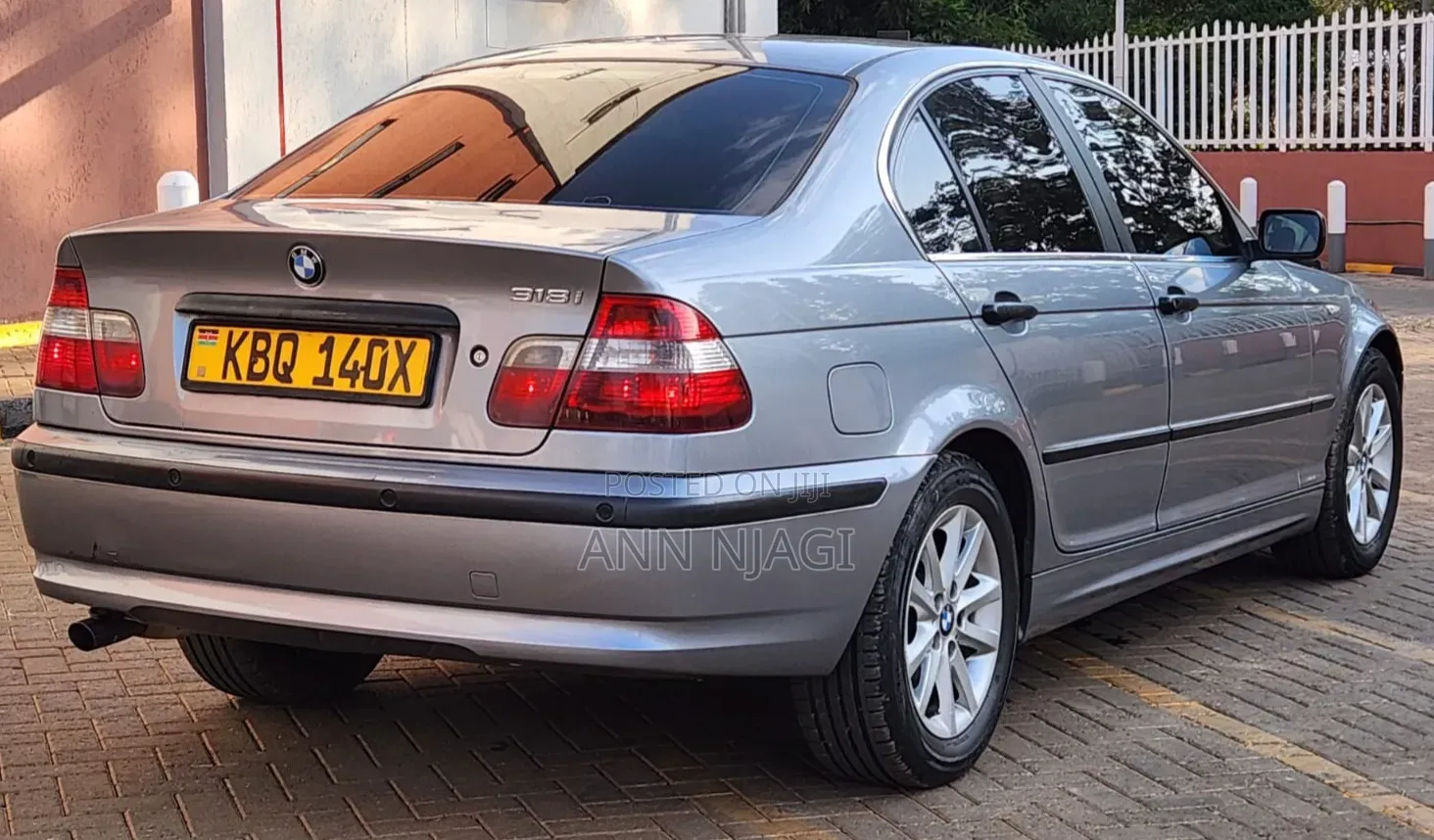 BMW 318i 2007 Gray