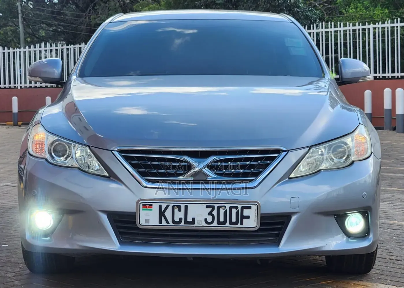 Toyota Mark X 2010 Gray