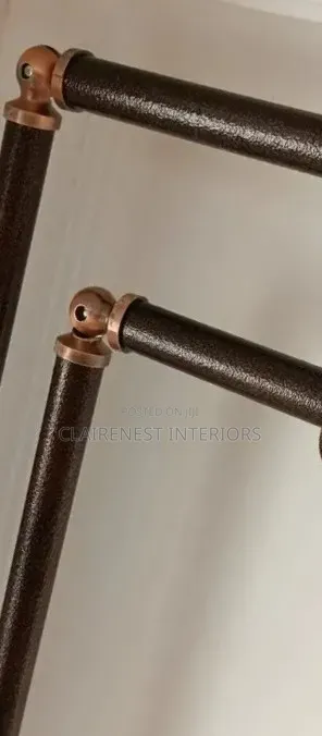 2 Rods Connectivity With Powder Coated Corner Joint