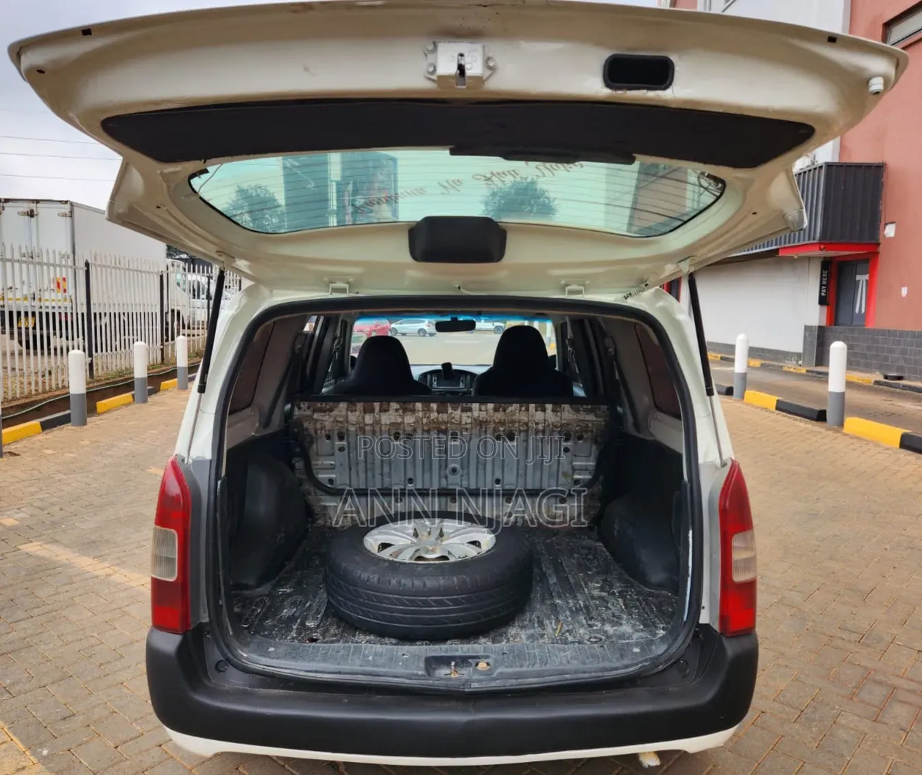 Toyota Probox 2010 Pearl