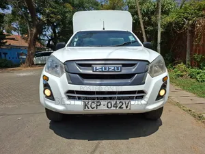 Isuzu D-MAX 2017 White