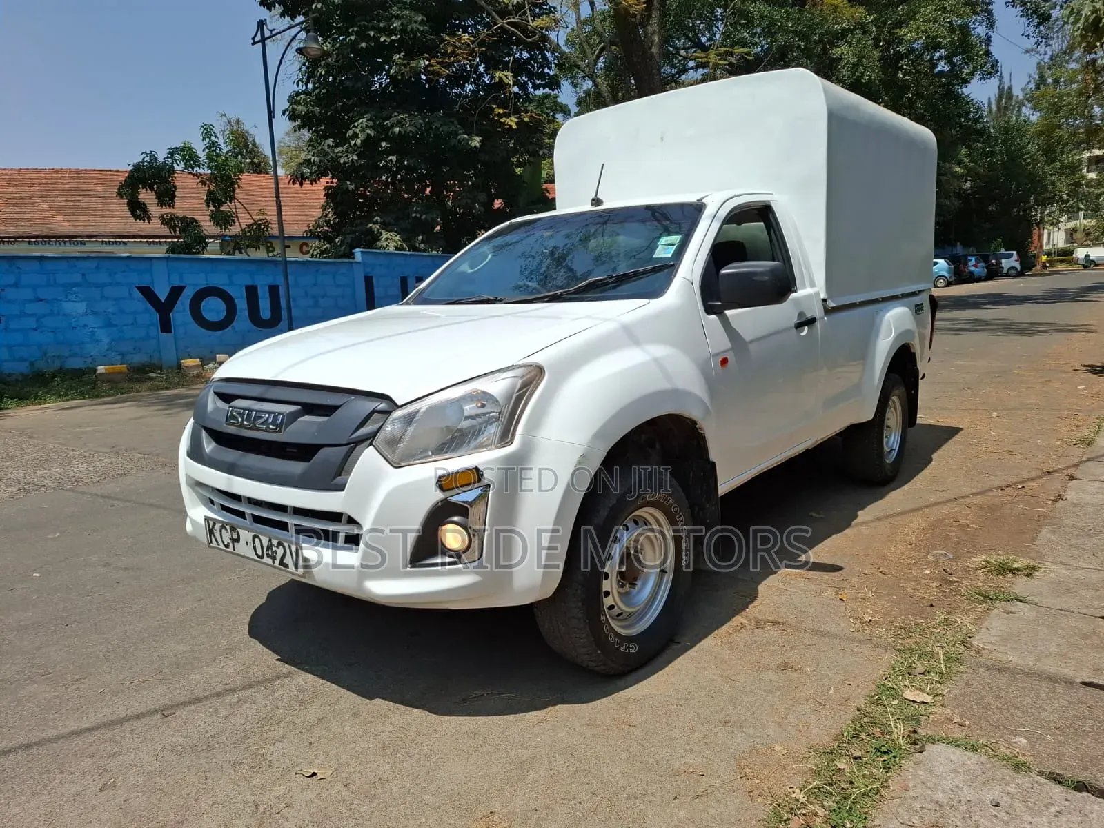 Isuzu D-MAX 2017 White