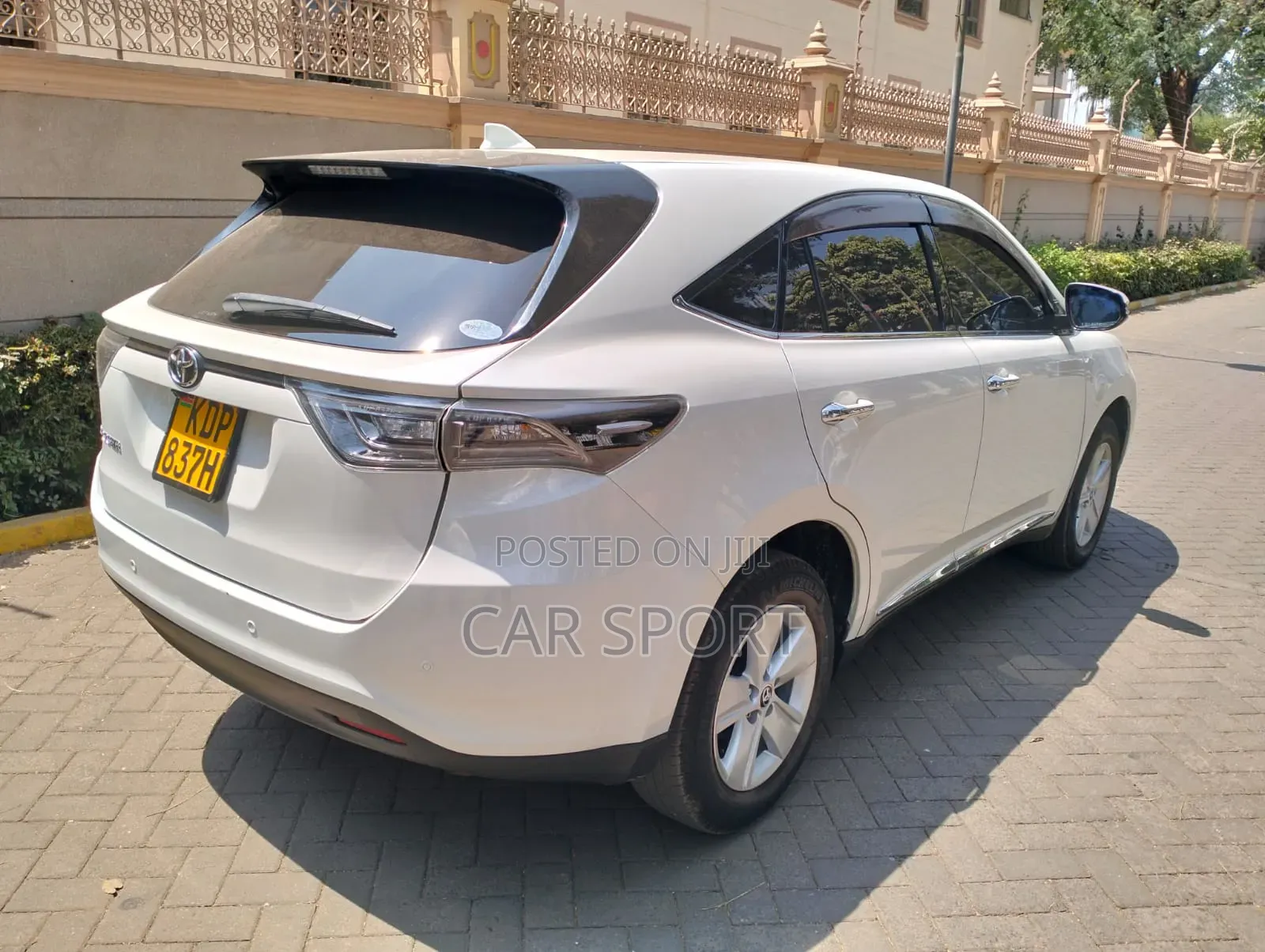 Toyota Harrier 2016 White
