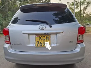 Toyota Corolla Fielder 2009 Silver