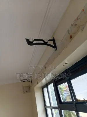 Wall Mounted Curtain Pole Brackets for Double Curtain Rods
