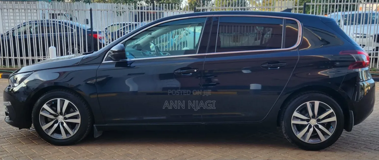 Peugeot 308 2018 Black
