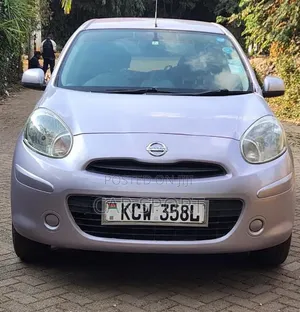 Nissan March 2012