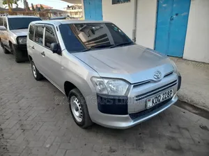 Toyota Probox 2017 Silver