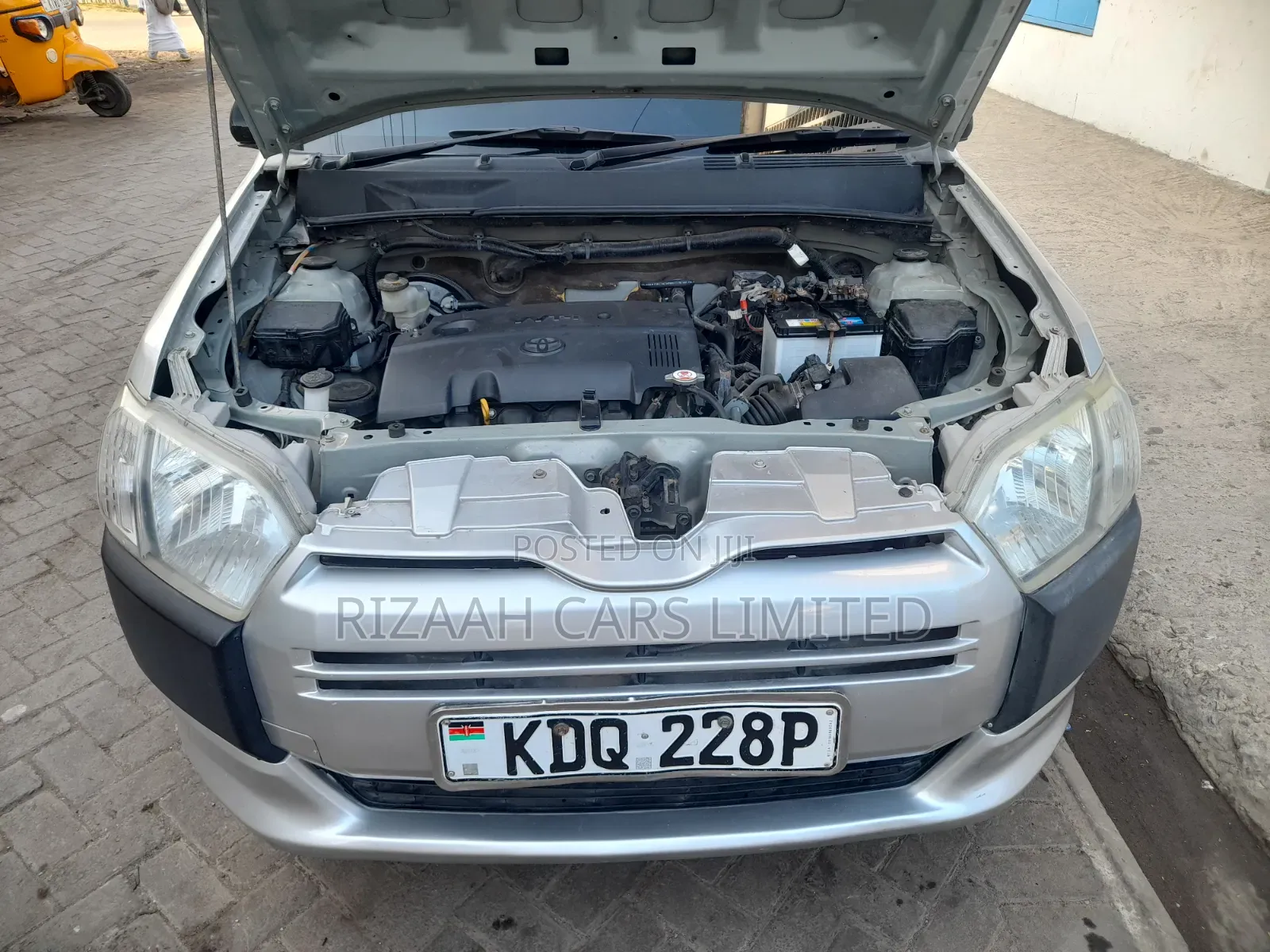 Toyota Probox 2017 Silver