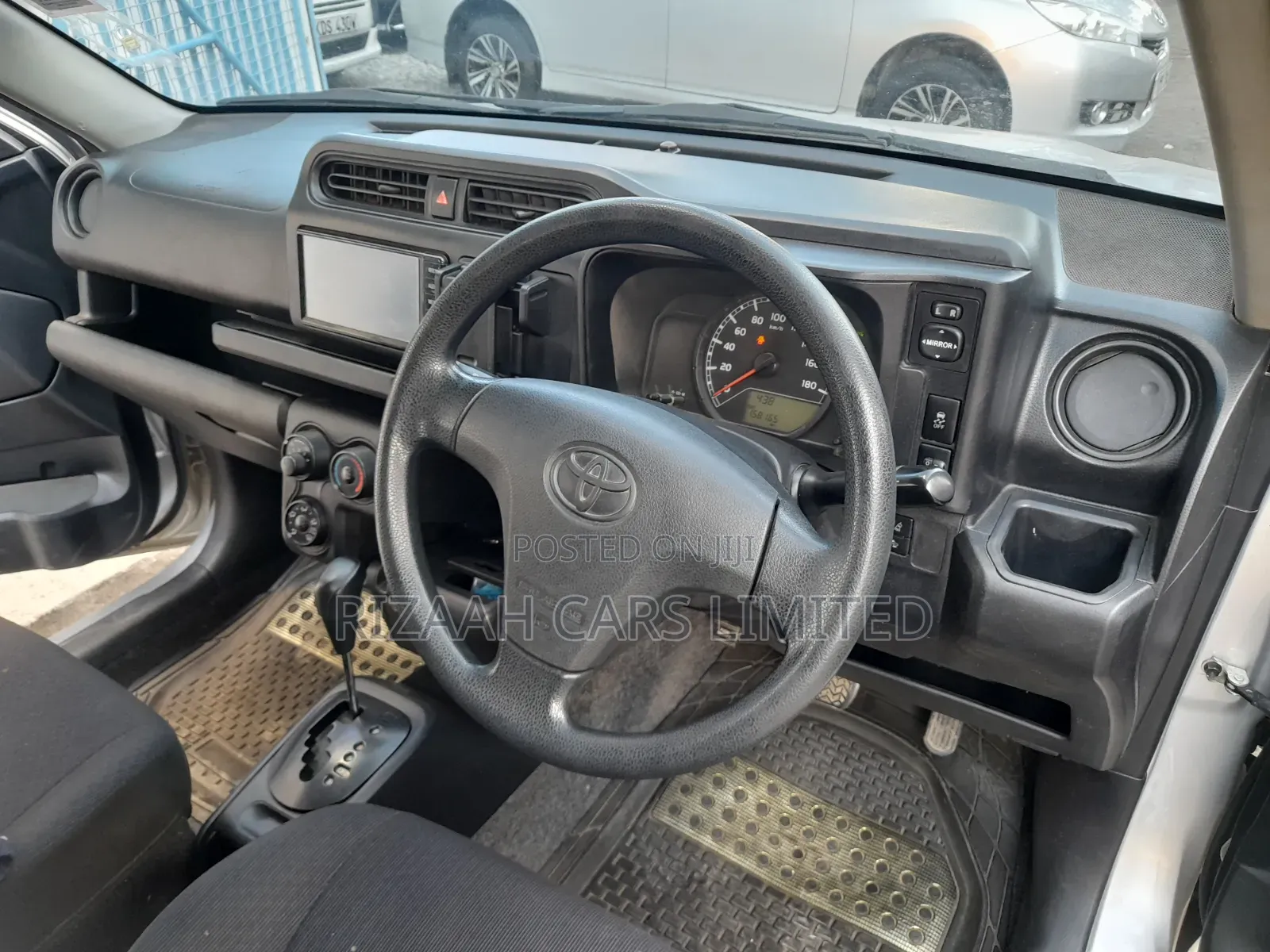 Toyota Probox 2017 Silver