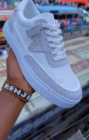 Adidas White Size 43 Offer