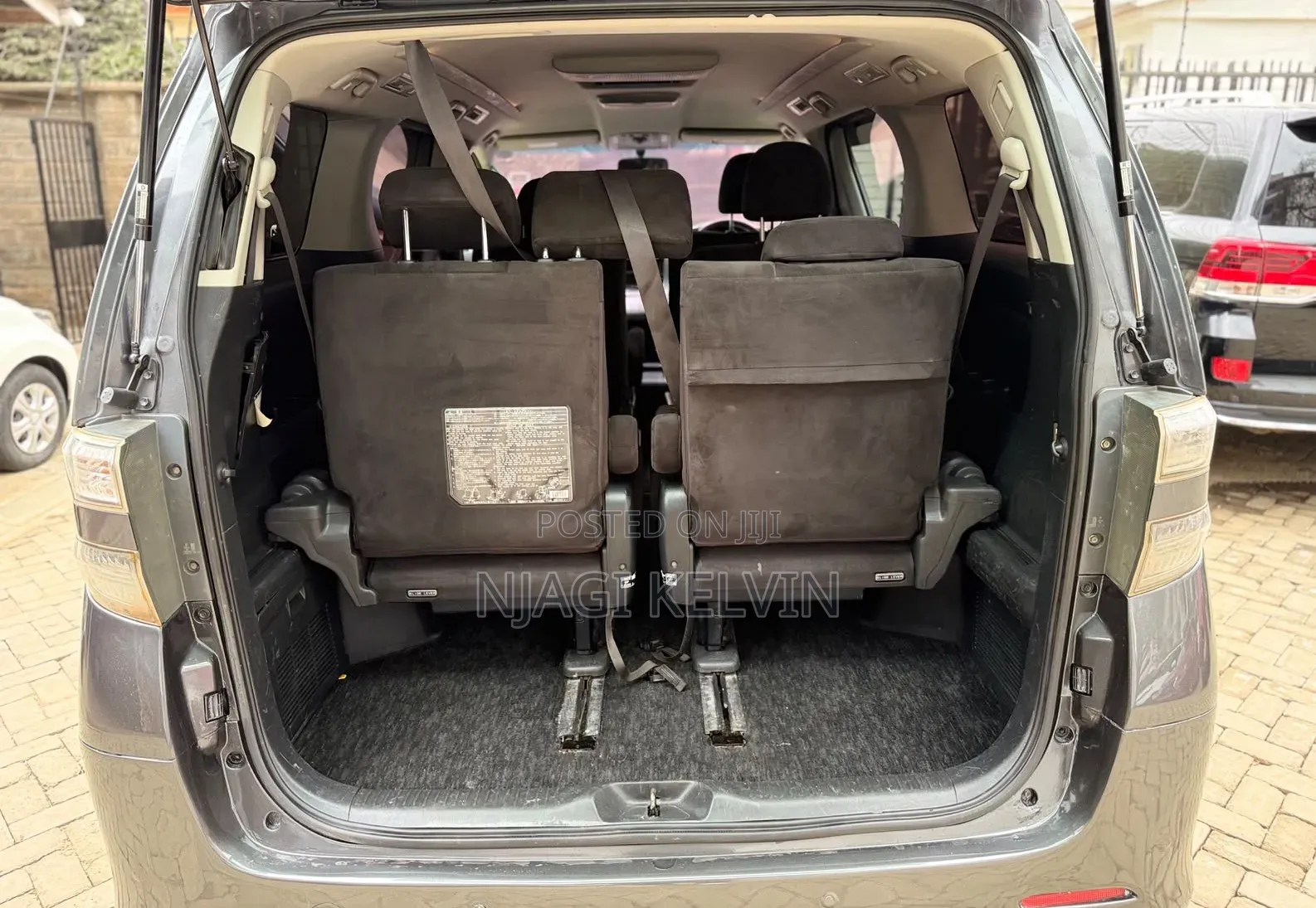 Toyota Vellfire 2010 Gray