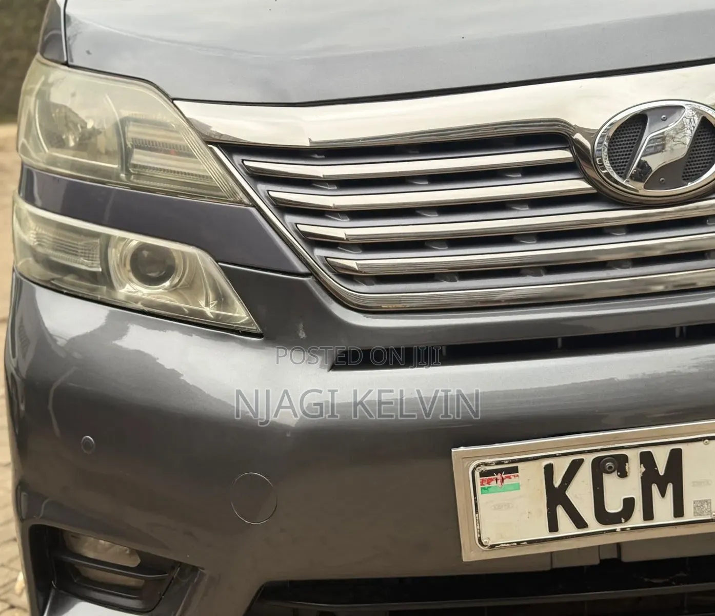Toyota Vellfire 2010 Gray