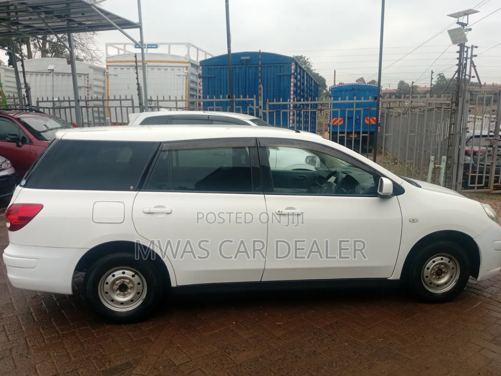 Nissan Advan 2016 White