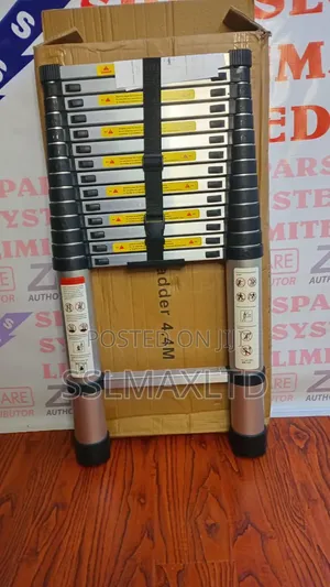 4.4m Telescopic Ladder