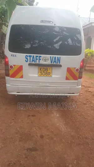 Toyota HiAce 2014 White