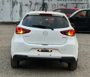 Mazda 2 2020 Pearl