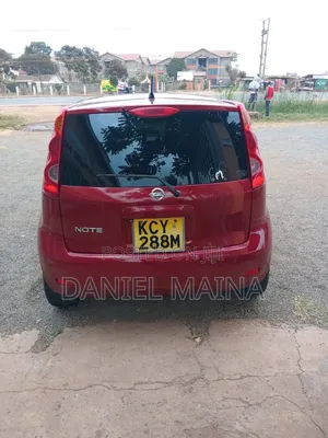 Nissan Note 2012 Red