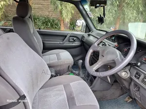 Mitsubishi Pajero 2003 Silver