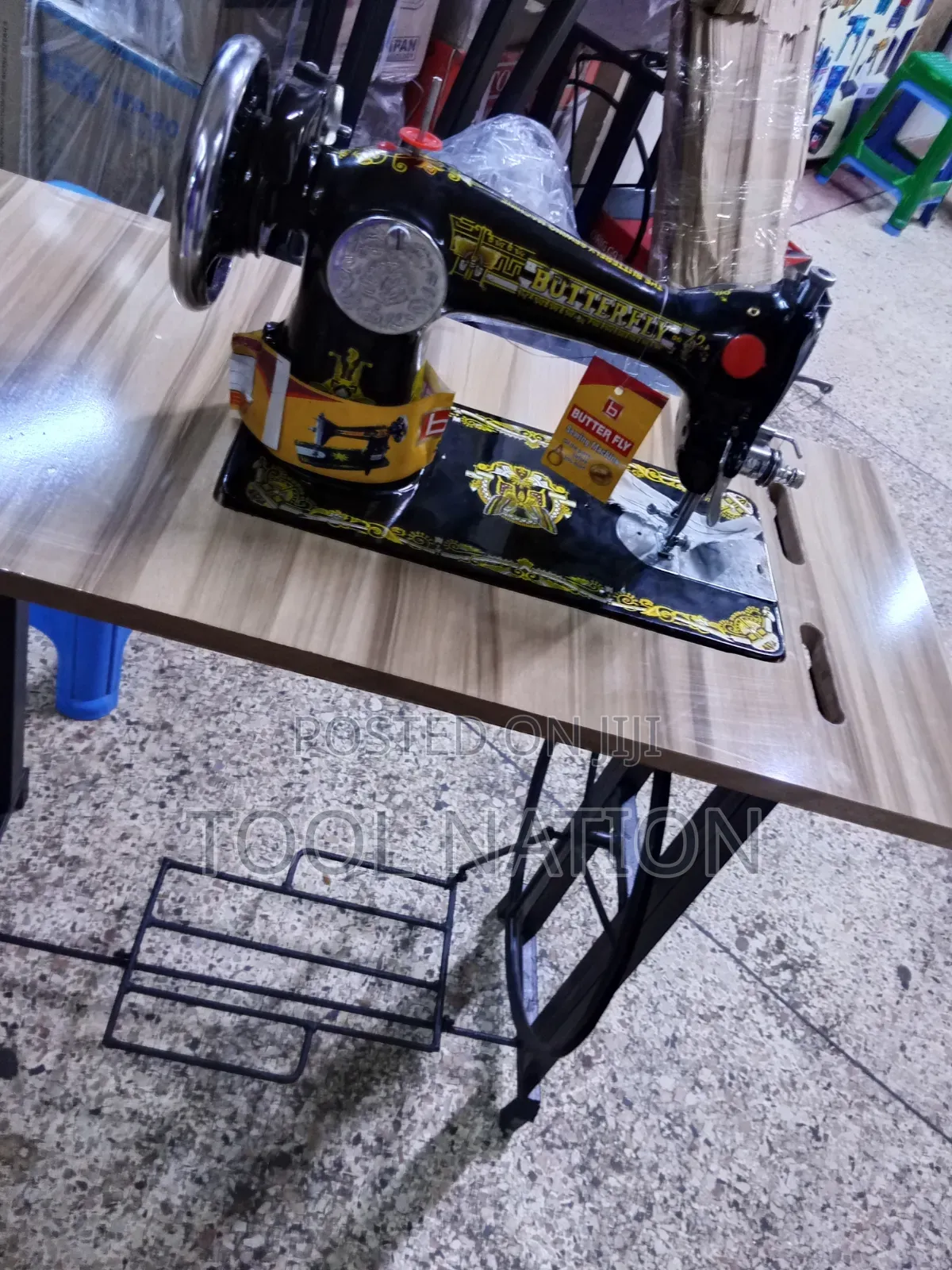 Recommend Butterfly Sewing Machine Complete