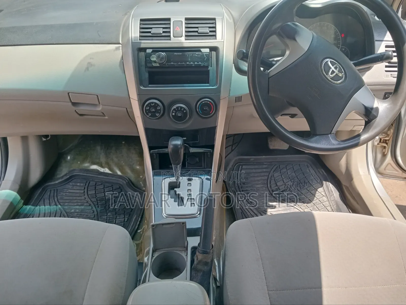 Toyota Axio 2010 Silver