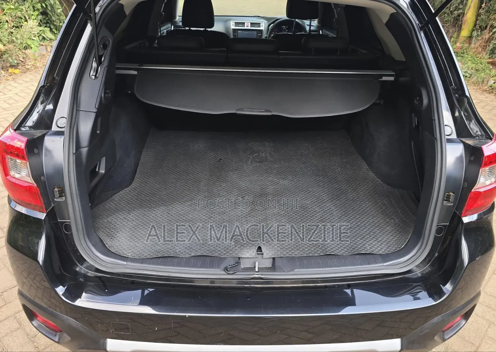Subaru Outback 2017 Black